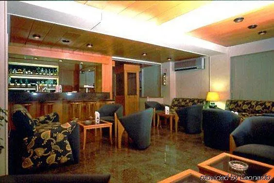 伯坦尼克酒店 3*